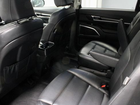 Used 2025 Kia Telluride S AWD/4WD image 21