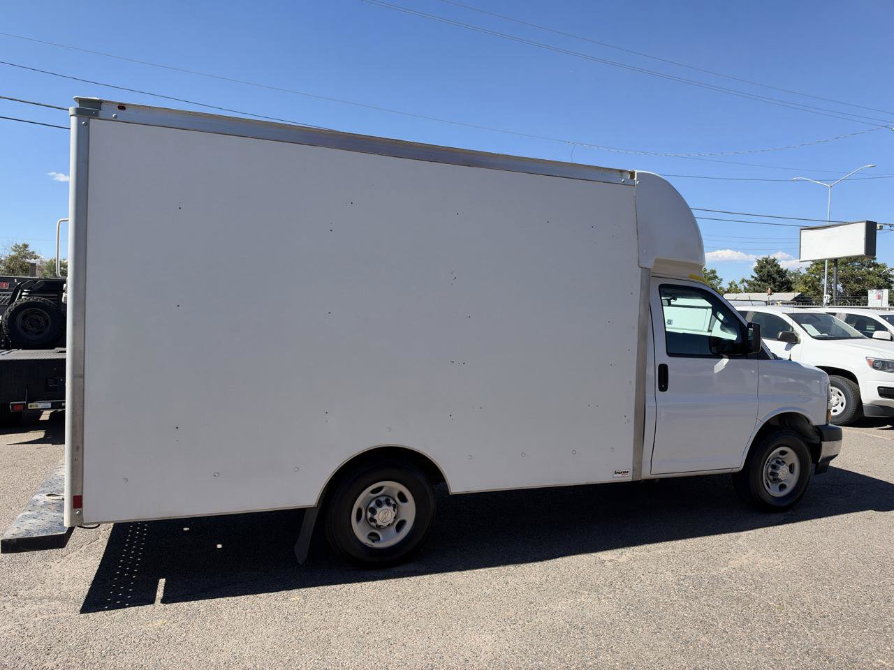 Used 2021 Chevrolet Express 3500 w/ Power Convenience Package RWD image 10