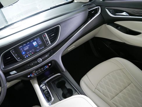 Certified 2023 Buick Enclave Avenir w/ Avenir Technology Package AWD/4WD image 11