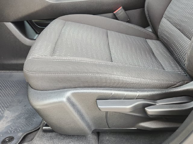 Used 2026 Chevrolet Equinox LT FWD image 23