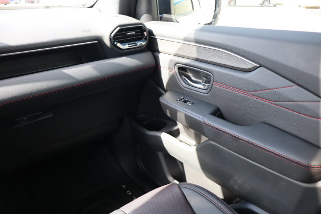 New 2026 Honda Pilot Black Edition image 15