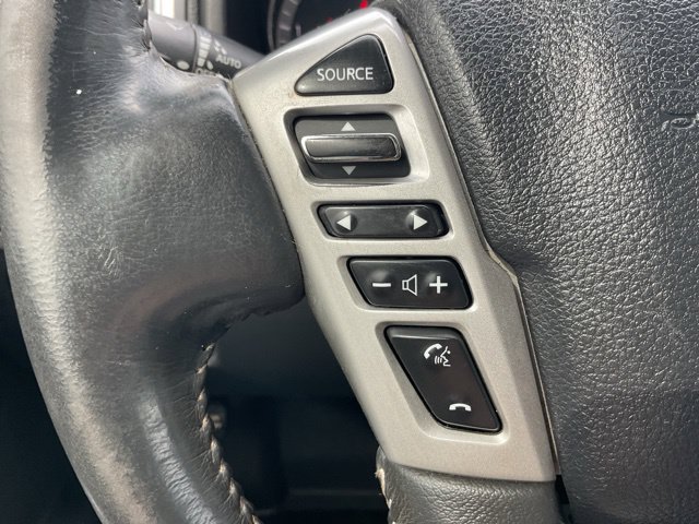 Used 2017 Nissan Titan PRO-4X AWD/4WD image 22