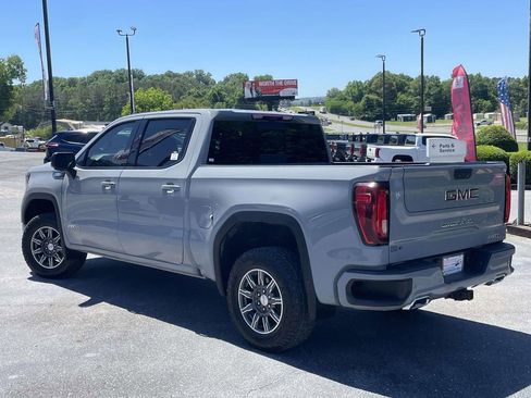 Used 2024 GMC Sierra 1500 AT4 w/ Technology Package AWD/4WD image 5