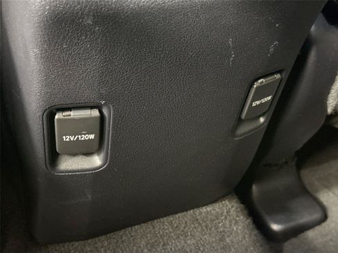 Used 2019 Toyota 4Runner SR5 AWD/4WD image 32