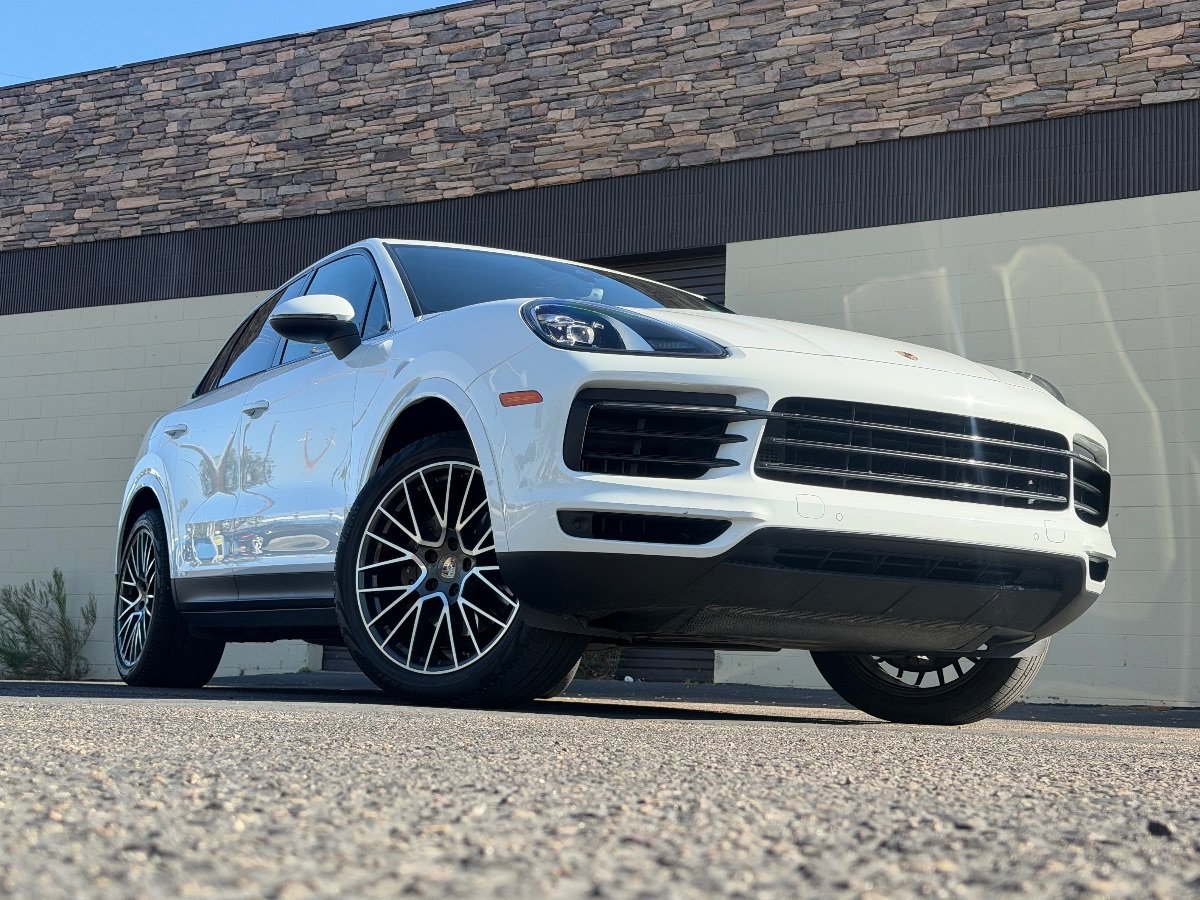 Used 2019 Porsche Cayenne AWD/4WD image 2
