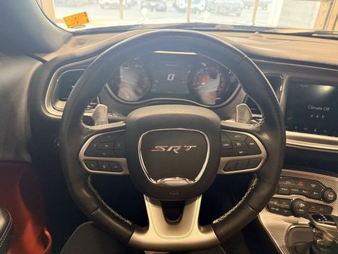 Used 2019 Dodge Challenger SRT Hellcat Redeye image 18