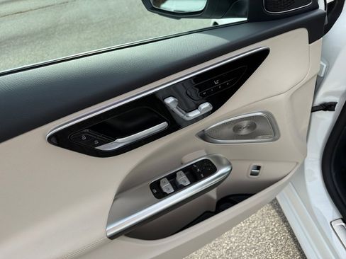 Used 2024 Mercedes-Benz C 300 4MATIC Sedan image 36