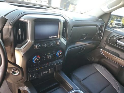 Used 2021 Chevrolet Silverado 1500 LT Trail Boss w/ Convenience Package II AWD/4WD image 29