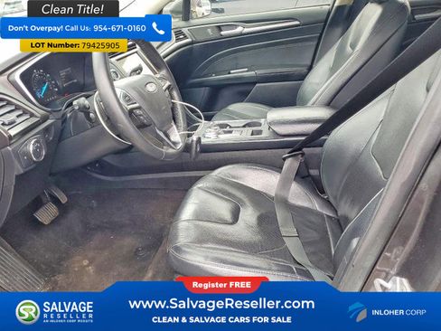 Used 2020 Ford Fusion Titanium image 9