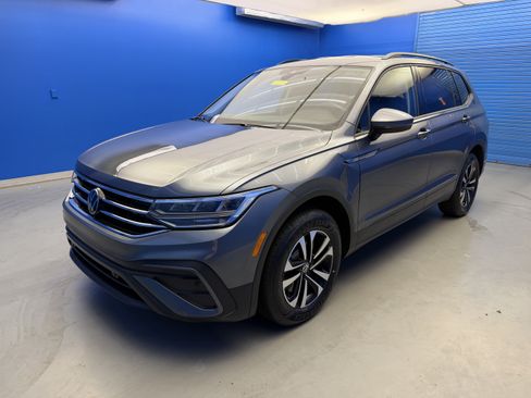 Used 2024 Volkswagen Tiguan S AWD/4WD image 4