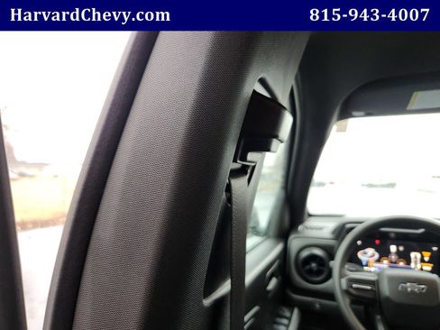 Used 2024 Chevrolet Colorado Trail Boss w/ Advanced Trailering Package image 27