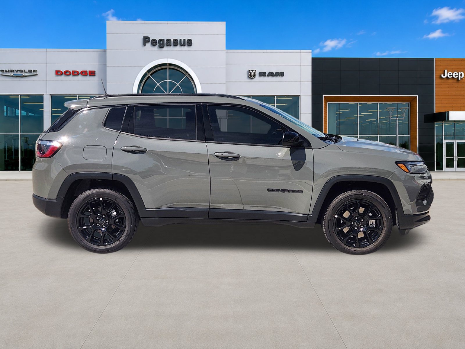 New 2026 Jeep Compass Latitude AWD/4WD image 7