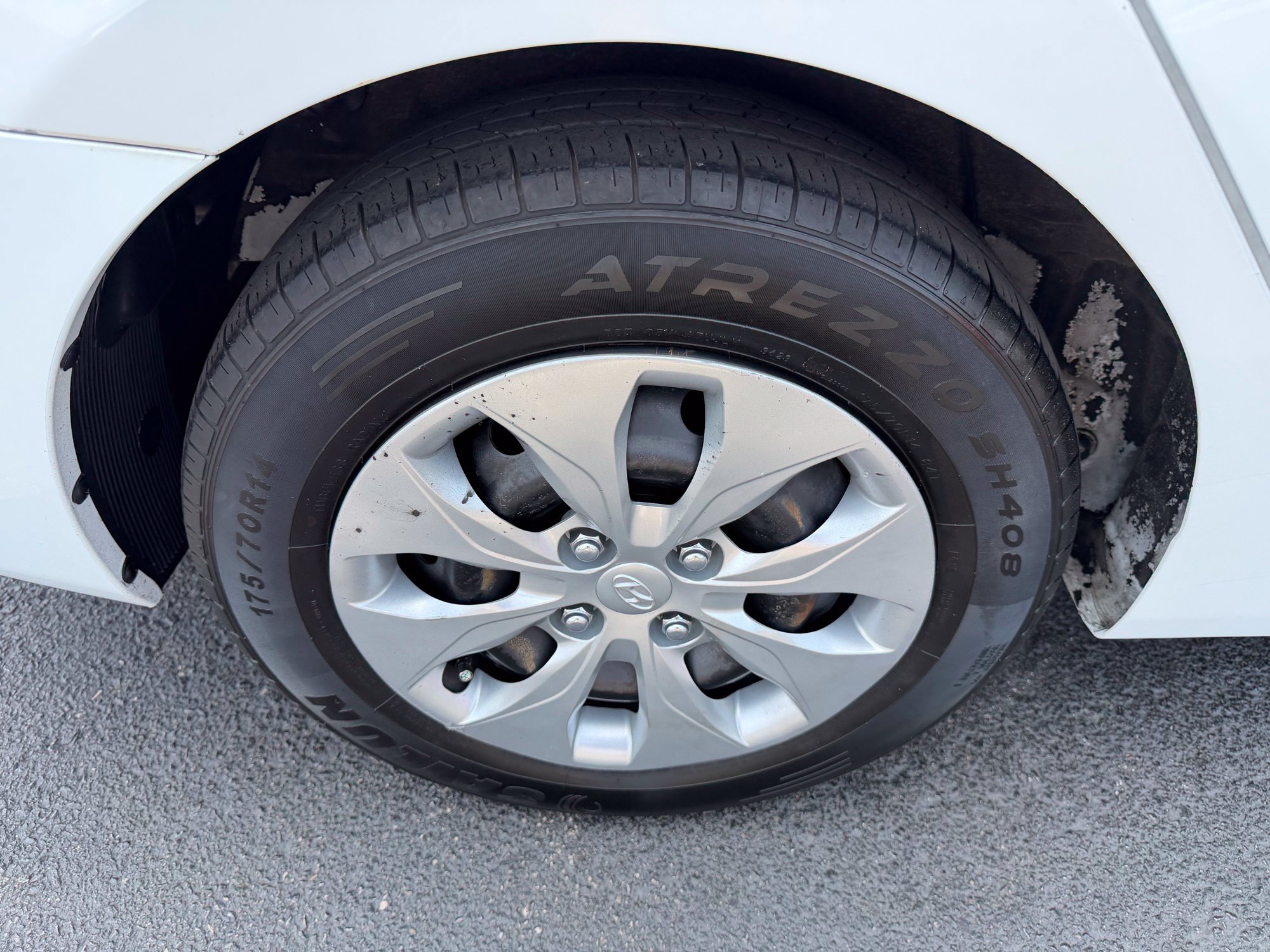 Used 2017 Hyundai Accent SE FWD image 9