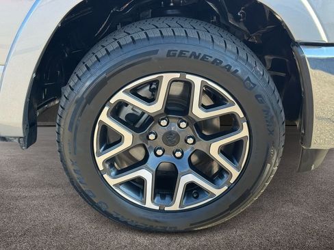 Used 2025 RAM 1500 Laramie image 7