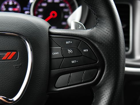 Used 2020 Dodge Charger Scat Pack image 32