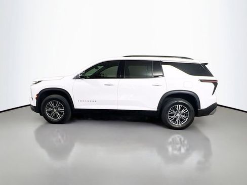 Used 2025 Chevrolet Traverse LT w/ LPO, Floor Liner Package image 6