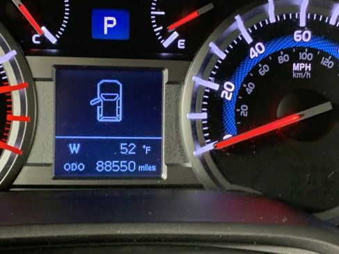 Used 2018 Toyota 4Runner SR5 image 23