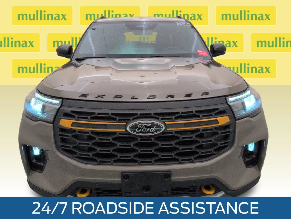 Used 2026 Ford Explorer Tremor w/ Tremor Ultimate Package AWD/4WD image 15