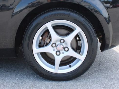 Used 2001 Toyota MR2 RWD image 23