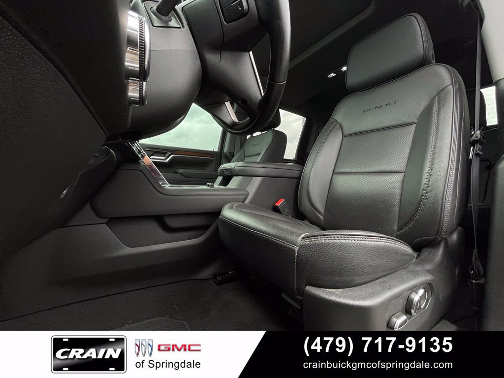 Used 2025 GMC Sierra 2500 Denali w/ Technology Package AWD/4WD image 22