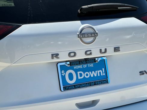 Used 2024 Nissan Rogue SV FWD image 28