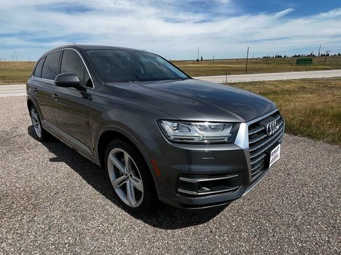 Used 2019 Audi Q7 3.0T Prestige w/ Prestige Package AWD/4WD image 7