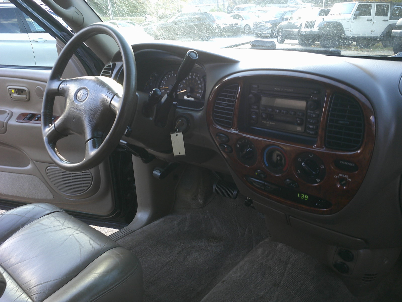 Used 2001 Toyota Tundra Limited AWD/4WD image 12