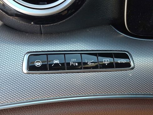 Used 2018 Mercedes-Benz E 43 AMG 4MATIC Sedan image 22