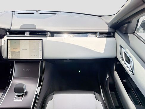 New 2026 Land Rover Range Rover Velar Belgravia AWD/4WD image 18