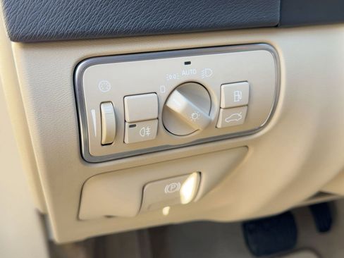 Used 2015 Volvo S60 T5 Premier image 16