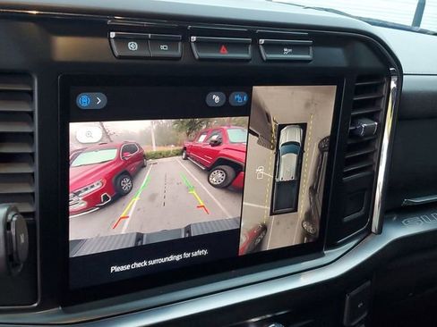 Used 2024 Ford F250 Lariat w/ Chrome Package image 21