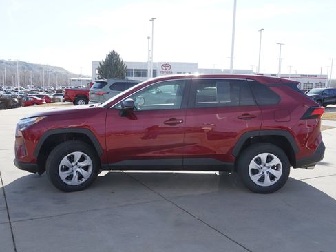 Certified 2025 Toyota RAV4 LE image 5