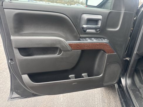 Used 2019 GMC Sierra 1500 SLE image 15