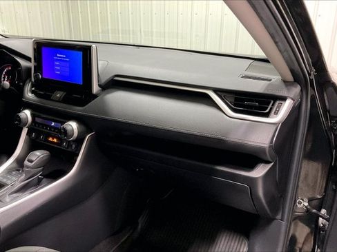 Certified 2023 Toyota RAV4 XLE w/ Convenience Package AWD/4WD image 17