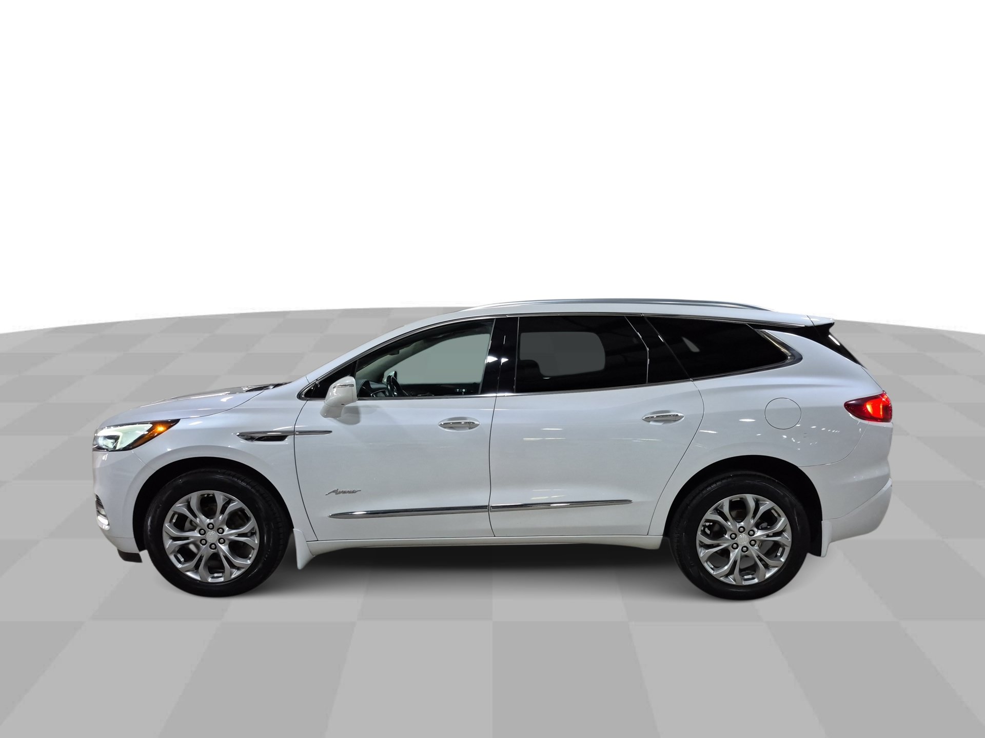 Used 2020 Buick Enclave Avenir w/ Avenir Technology Package AWD/4WD image 6