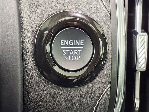 Used 2025 Ford Expedition Platinum w/ Driver's Package image 15