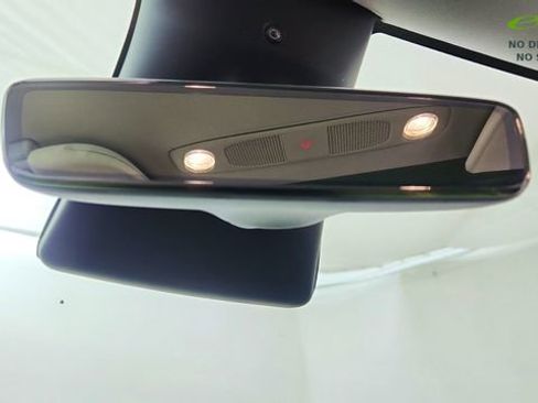 Used 2023 Tesla Model Y Performance image 53