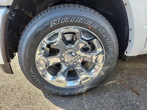 New 2025 RAM 1500 Big Horn image 4