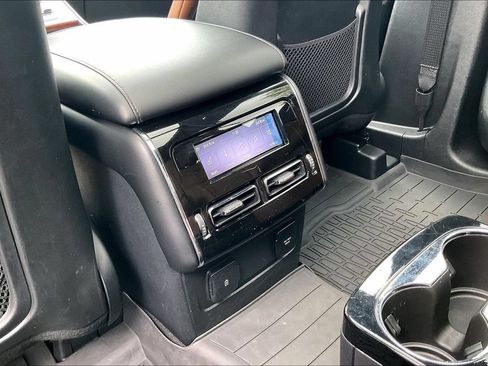 Certified 2023 Lincoln Aviator Reserve w/ Equipment Group 201A RWD image 12