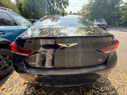 Used 2018 Genesis G80 3.8 w/ Option Group 02 RWD image 3