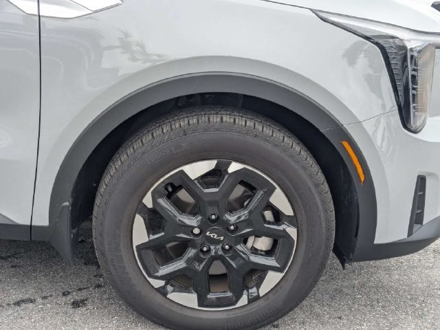 Used 2026 Kia Sorento S w/ S Panoramic Sunroof Package FWD image 11