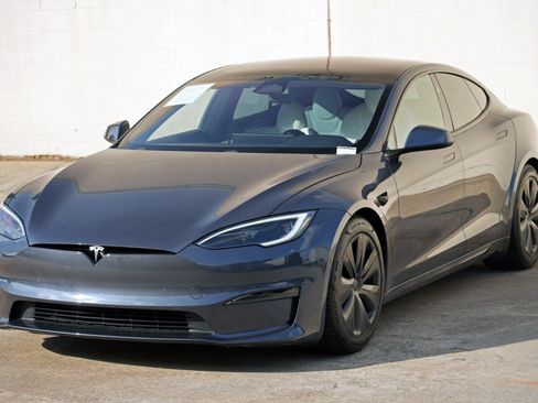 Used 2022 Tesla Model S AWD/4WD image 53