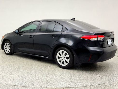 Used 2026 Toyota Corolla LE image 7