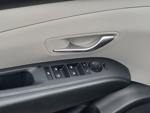 Used 2026 Hyundai Tucson SEL FWD image 16