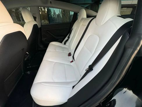 Used 2023 Tesla Model 3 Standard Range RWD image 12
