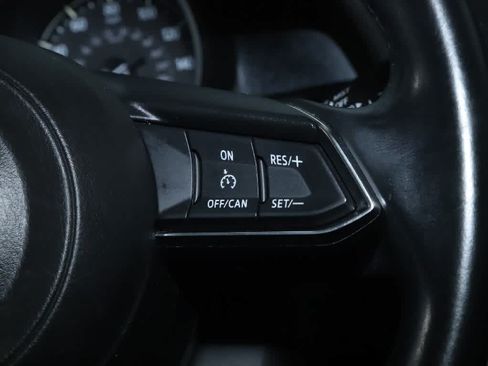 Used 2018 MAZDA MAZDA3 Touring FWD image 23