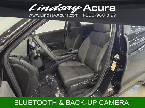 Used 2021 Honda HR-V LX image 12