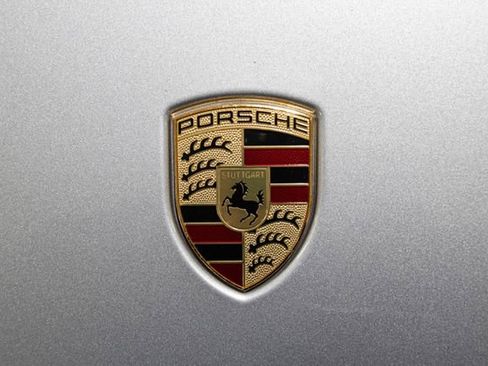 Used 2020 Porsche Macan image 2