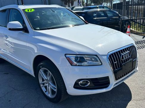 Used 2017 Audi Q5 2.0T Premium AWD/4WD image 5