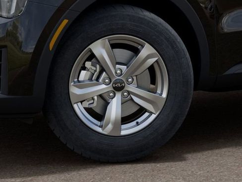 New 2026 Kia Sorento LX image 9
